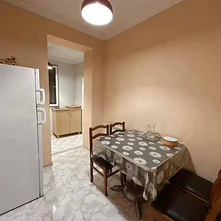 Apartament Genri Batumi Exterior photo